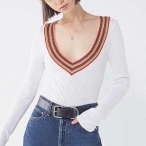 URBAN OUTFITTERS White Sweater with Rainbow Collar